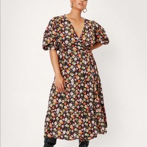 Nasty Gal 70's Floral Midi Wrap Smock Dress - US 18